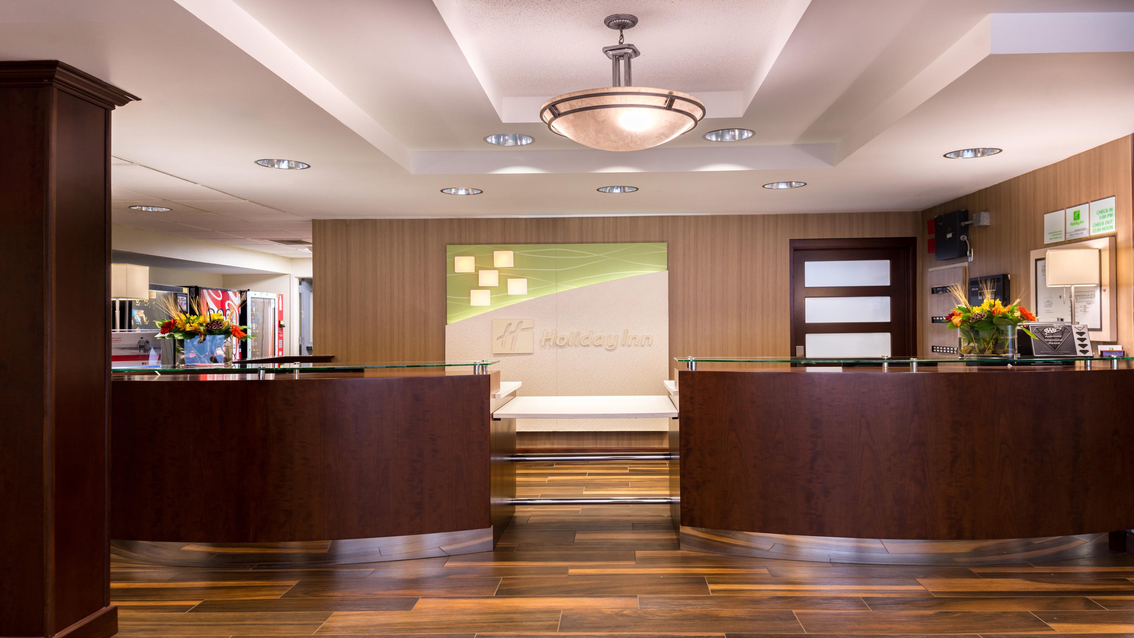 Holiday Inn Hotel & Suites Warren By Ihg Exteriör bild
