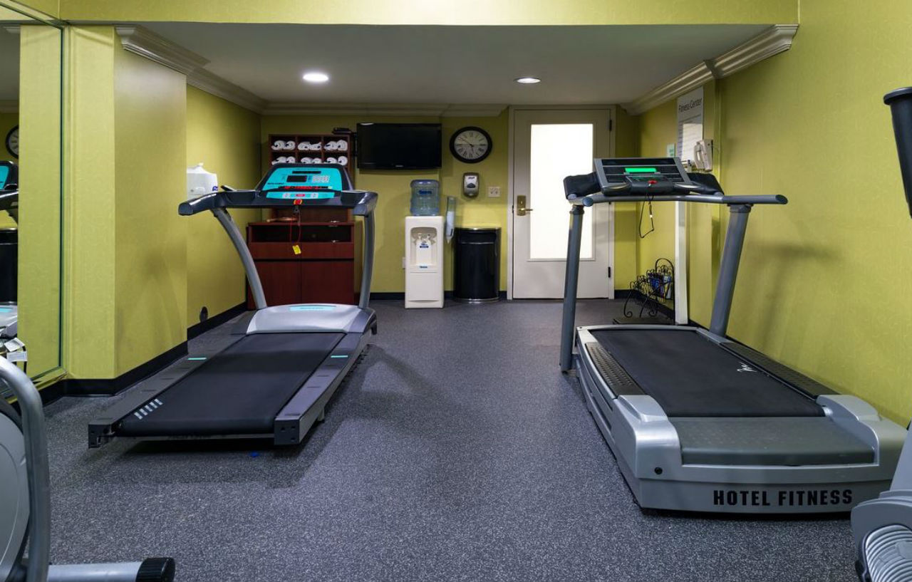 Holiday Inn Hotel & Suites Warren By Ihg Exteriör bild